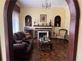 https://www.gallito.com.uy/casa-en-punta-carretas-hermosa-inmuebles-27589933