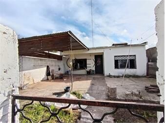 https://www.gallito.com.uy/venta-de-3-casas-en-villa-garcia-inmuebles-27590101