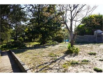 https://www.gallito.com.uy/venta-casa-2-dormitorios-amplio-terreno-araminda-inmuebles-27595721