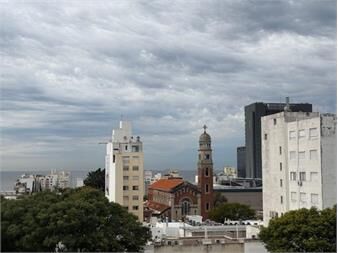 https://www.gallito.com.uy/casatroja-venta-apto-2-dormitorios-punta-carretas-inmuebles-27239665