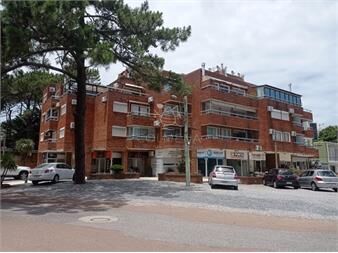 https://www.gallito.com.uy/apartamento-en-punta-del-este-aidy-grill-inmuebles-26748822