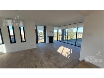 https://www.gallito.com.uy/casa-de-3-dormitorios-y-servicio-en-venta-en-mirador-de-la-inmuebles-27573115
