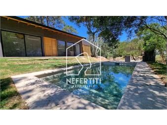https://www.gallito.com.uy/venta-casa-2-dormitorios-con-piscina-en-punta-inmuebles-27596048