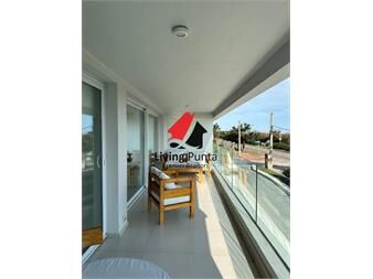 https://www.gallito.com.uy/venta-apartamento-la-mejor-orientacion-en-mansa-inmuebles-27596221