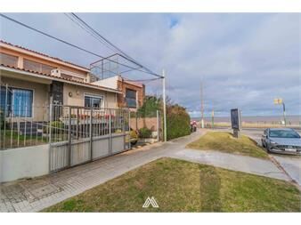 https://www.gallito.com.uy/venta-casa-3-dorms-jardin-barbacoa-malvin-inmuebles-27596281