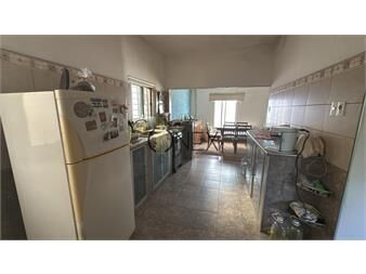 https://www.gallito.com.uy/se-vende-en-parque-del-plata-inmuebles-27306926