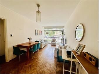 https://www.gallito.com.uy/venta-de-apartamento-de-2-dormitorios-y-servicio-completo-en-inmuebles-27521661