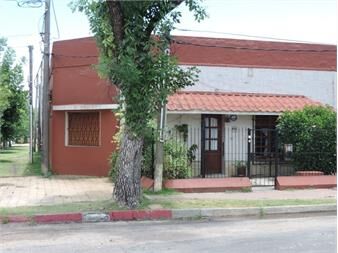 https://www.gallito.com.uy/casa-grande-comercio-familia-inmuebles-26952262