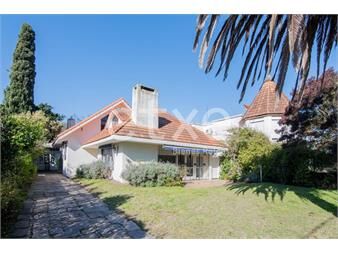 https://www.gallito.com.uy/casa-en-alquiler-en-carrasco-a-2-cuadras-de-arocena-y-ram-inmuebles-27598851
