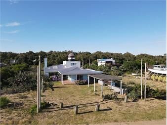 https://www.gallito.com.uy/venta-casa-frente-al-mar-punta-del-este-inmuebles-27599012