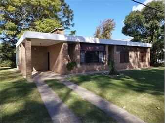 https://www.gallito.com.uy/casa-en-venta-5-dormitorios-gran-barbacoa-atlantida-s-inmuebles-25771898