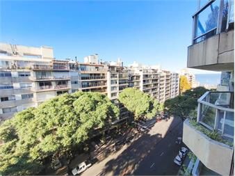 https://www.gallito.com.uy/apartamento-1-dormitorio-y-escritorio-en-pocitos-piso-alto-inmuebles-27599140