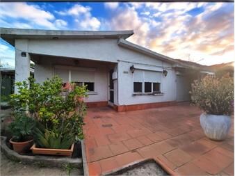 https://www.gallito.com.uy/casa-en-venta-maldonado-con-apartamento-al-fondo-inmuebles-27599476
