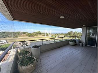https://web5.gallito.com.uy/se-vende-departamento-de-4-dormitorios-playa-inmuebles-24487240