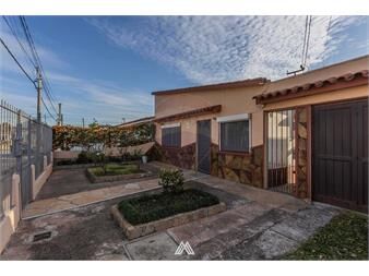 https://www.gallito.com.uy/venta-casa-3-dormitorios-peñarol-garaje-terreno-inmuebles-27602783