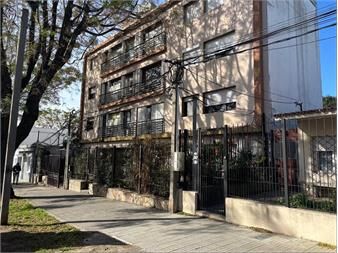 https://www.gallito.com.uy/edificio-entero-de-8-unidades-4-niveles-malvin-venta-montev-inmuebles-27602779