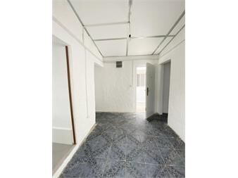 https://web5.gallito.com.uy/venta-apartamento-de-un-1-dormitorio-con-patio-piedras-inmuebles-26121856