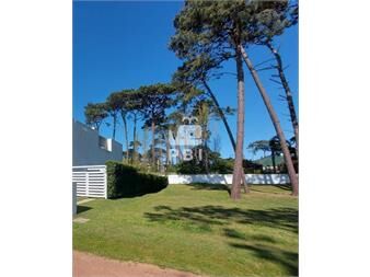 https://www.gallito.com.uy/lote-en-venta-barrio-privado-punta-del-este-inmuebles-23943201