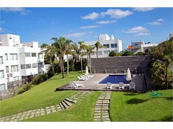 https://www.gallito.com.uy/alquiler-montoya-2-suites-mucama-y-piscina-inmuebles-26261104