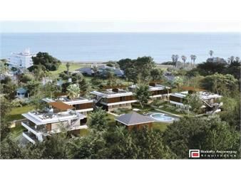 https://www.gallito.com.uy/venta-casa-3-dormitorios-y-servicio-en-pozo-punta-del-este-inmuebles-27603237