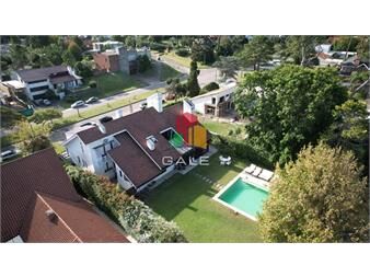 https://www.gallito.com.uy/casa-a-la-venta-en-playa-mansa-punta-del-este-en-inmuebles-25434152