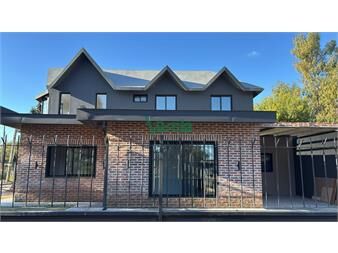 https://www.gallito.com.uy/casa-en-venta-lomas-de-solymar-4-dormitorios-3-inmuebles-27494402