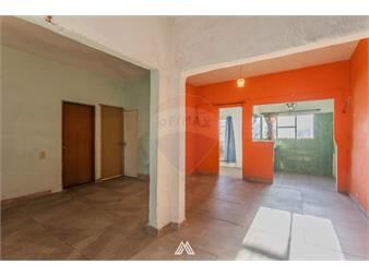 https://www.gallito.com.uy/casa-en-venta-en-la-teja-2-dormitorios-y-garaje-inmuebles-27607085