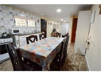 https://www.gallito.com.uy/alquiler-casa-3-dormitorios-2-baños-santa-ana-inmuebles-27510567