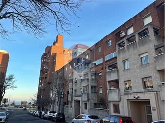 https://www.gallito.com.uy/apartamento-en-venta-2-dorm-1-baño-en-palermo-inmuebles-27607129