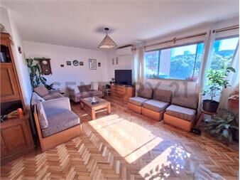 https://www.gallito.com.uy/apartamento-venta-o-permuta-aguada-4dorm-2baños-90m2-inmuebles-26386236