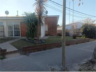 https://www.gallito.com.uy/ph-en-nueva-helvecia-inmuebles-27522039