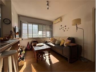 https://www.gallito.com.uy/casatroja-venta-apartamento-1-dormitorio-malvin-inmuebles-27607403