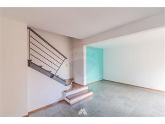 https://www.gallito.com.uy/venta-duplex-2-dormitorios-con-garaje-barrio-sur-inmuebles-27607419