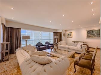 https://www.gallito.com.uy/venta-apartamento-4-dormitorios-2-garaje-pocitos-inmuebles-27607489