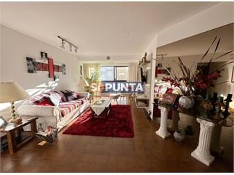 https://www.gallito.com.uy/vende-apartamento-frente-al-mar-en-brava-punta-2-inmuebles-27607968