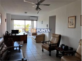 https://www.gallito.com.uy/apto-3-dormitorios-2-baños-en-venta-inmuebles-27607970