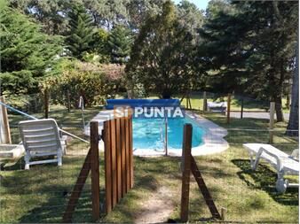 https://www.gallito.com.uy/casa-en-lugano-con-piscina-inmuebles-27607998