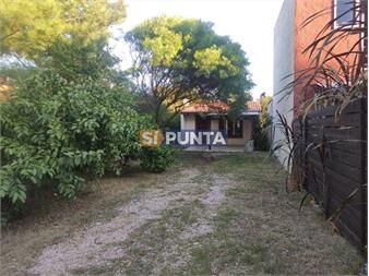 https://www.gallito.com.uy/casa-en-pinares-inmuebles-27608027