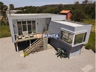 https://www.gallito.com.uy/casa-en-santa-monica-inmuebles-27608036