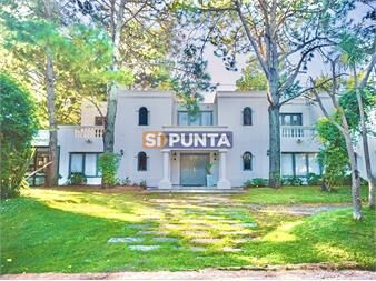 https://www.gallito.com.uy/casa-venta-5-dormitorios-punta-del-este-inmuebles-27608106