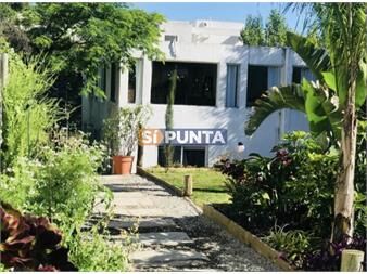 https://www.gallito.com.uy/casa-ideal-oara-vivienda-o-renta-a-pasos-del-mar-inmuebles-27608113