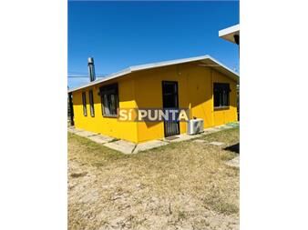 https://www.gallito.com.uy/venta-de-casa-en-balneario-bs-as-a-200-mts-del-inmuebles-27608119