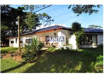 https://www.gallito.com.uy/casa-con-piscina-climatizada-en-alquiler-mansa-inmuebles-27608201