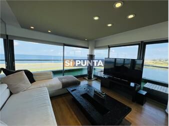 https://www.gallito.com.uy/venta-de-hermoso-ph-duplex-con-vista-a-playa-y-inmuebles-27608298