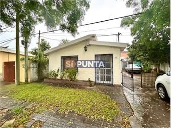 https://www.gallito.com.uy/venta-casas-de-4-dormitorios-en-maldonado-inmuebles-27608420