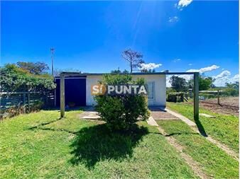 https://www.gallito.com.uy/preciosa-casa-totalmente-reciclada-balneario-el-inmuebles-27608450