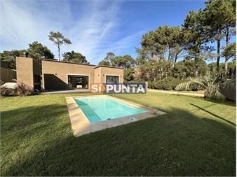 https://www.gallito.com.uy/bosques-del-mar-barrio-privado-parque-burnett-inmuebles-27608477
