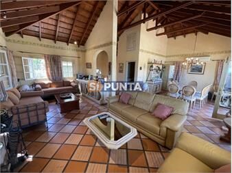 https://www.gallito.com.uy/hermosa-casa-con-vista-al-mar-inmuebles-27608513
