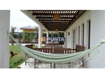 https://www.gallito.com.uy/casa-para-vivir-todo-el-aão-a-400-metros-del-mar-inmuebles-27608524