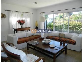 https://www.gallito.com.uy/casa-4-dormitorios-en-alquiler-la-barra-inmuebles-27608568